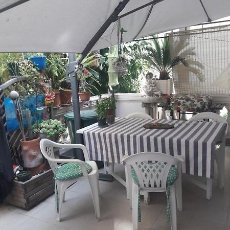 Chambre Privee Avec Sdb Partagee Chez L'Habitant A 10Mn De La Mer Apartman Nizza Kültér fotó