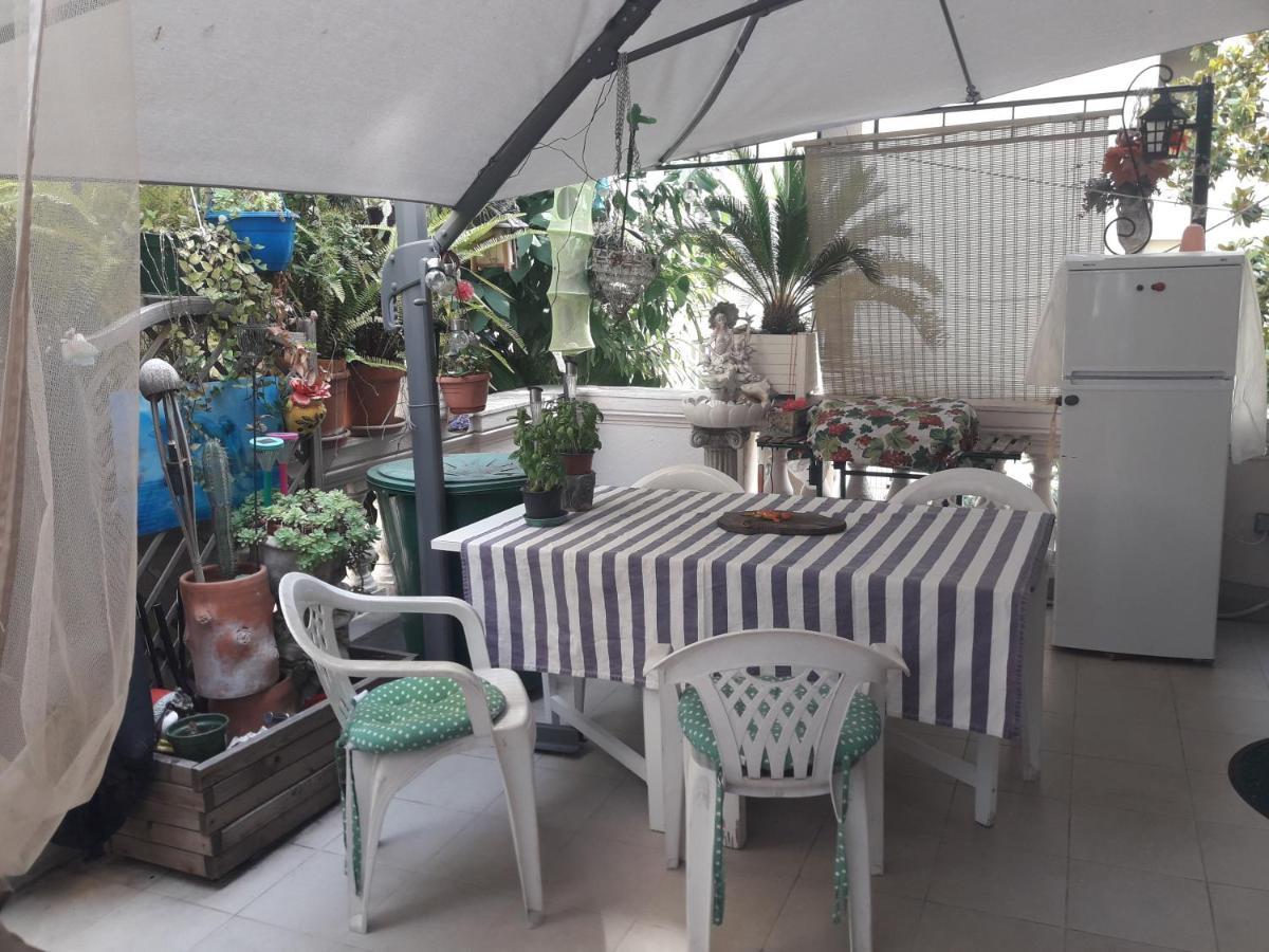 Chambre Privee Avec Sdb Partagee Chez L'Habitant A 10Mn De La Mer Apartman Nizza Kültér fotó